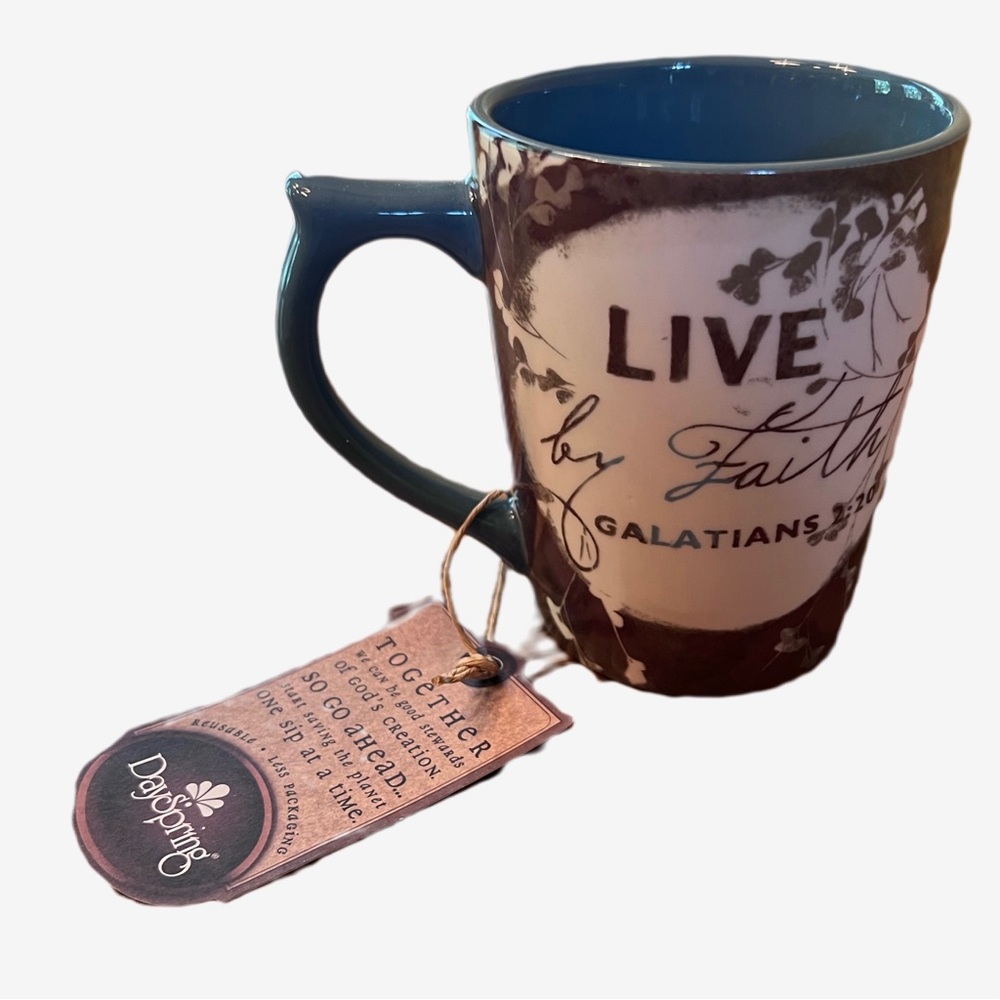 Beautiful coffee mug, live by faith